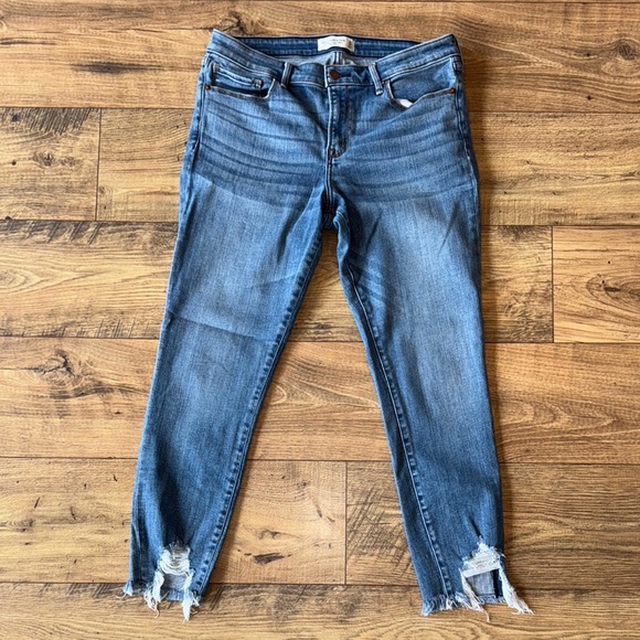 A&F Super Skinny Ankle - Mid Rise - Picture 2 of 4